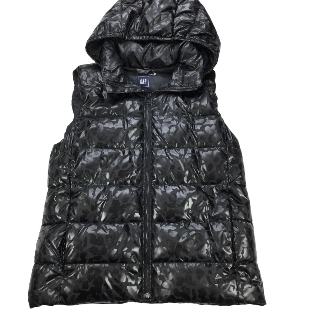 GAP Black Animal print Puffer Vest with detachable hood, M